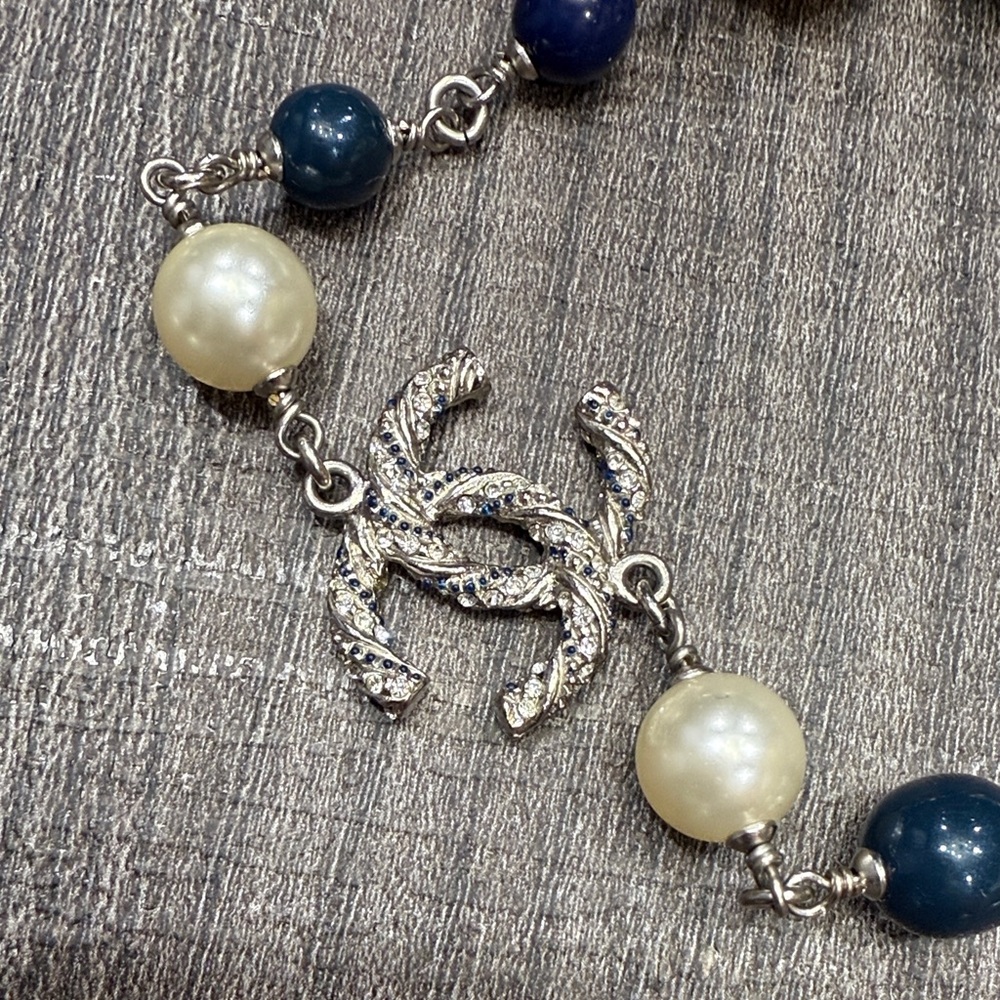 CHANEL Silver and Pearl Necklace with Blue Accents - Picture 6 of 6